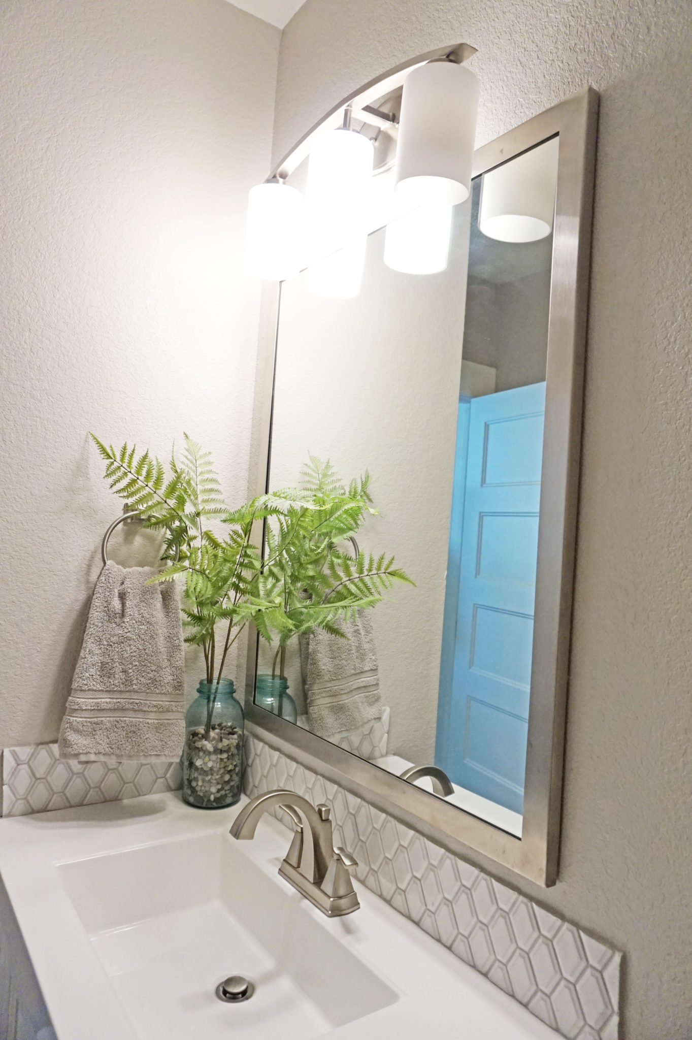 Contemporary Decorative Stainless Steel Framed Mirror Meek