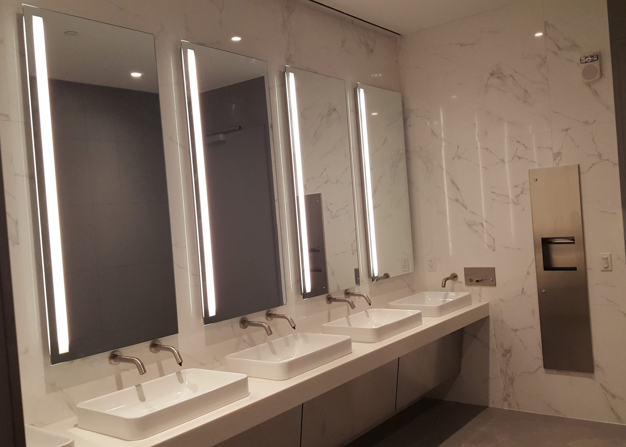 LED Lit Mirrors | One Vanderbilt Tower | Case Studies | Meek Mirrors