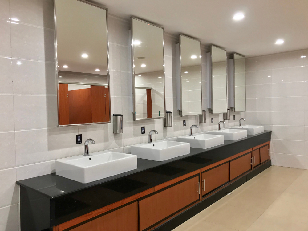 Commercial Mirror Projects at Meek Mirror